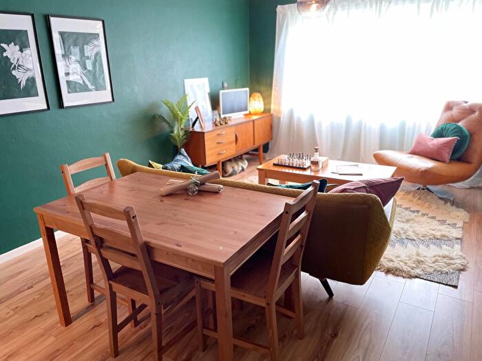 1 Bedroom Apartment To Rent In Meadowside, Dartford, DA1