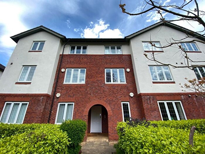 2 Bedroom Flat To Rent In Barlow Moor Road, Chorlton Cum Hardy, Manchester, M21