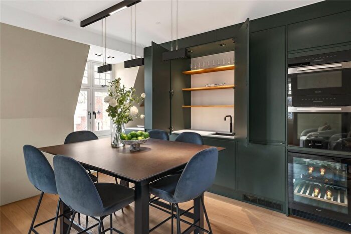 1 Bedroom Flat For Sale In Egerton Gardens, London, SW3