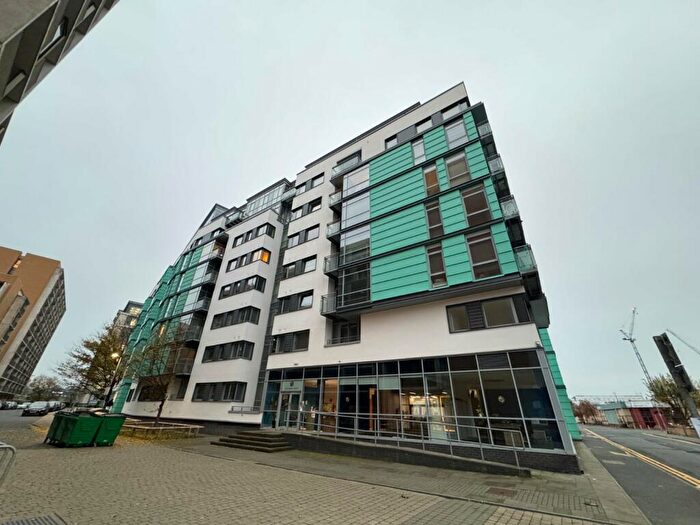 1 Bedroom Flat To Rent In Manor Mills, Ingram Street, Leeds, West Yorkshire, LS11