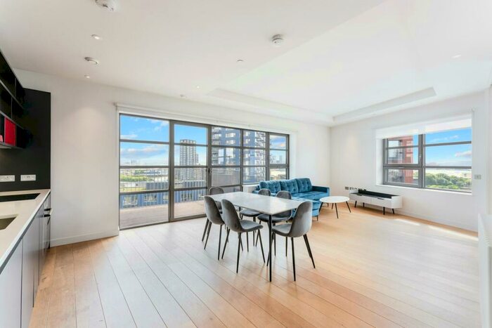 3 Bedroom Apartment To Rent In Kent Building, London City Island, London, E14