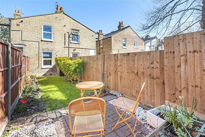 2 Bedroom Flat To Rent In Fernthorpe Road, London, SW16