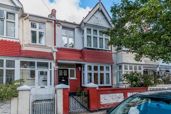 1 Bedroom Flat To Rent In Rannoch Road, Hammersmith, W6