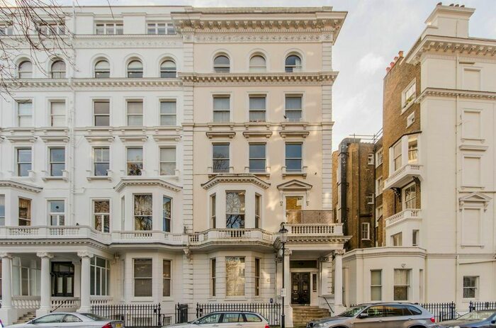 2 Bedroom Flat To Rent In Queens Gate Gardens, South Kensington, London, SW7