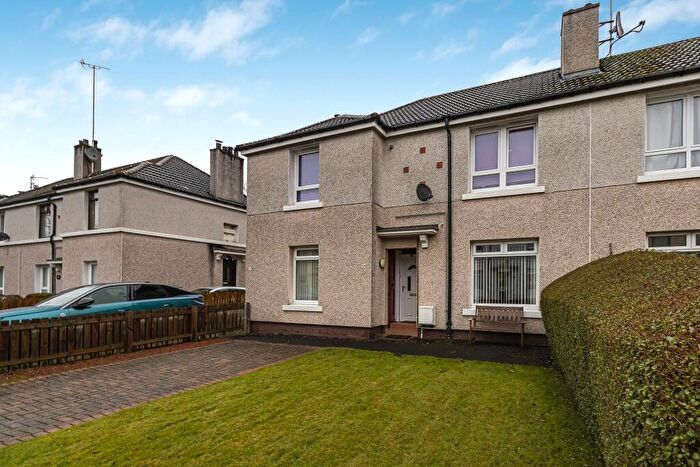 2 Bedroom Flat For Sale In Balgonie Road, Bellahouston, Glasgow, G52