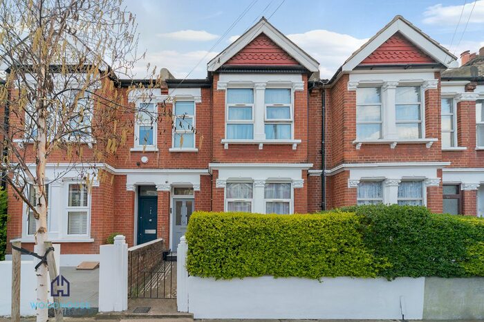 2 Bedroom Flat To Rent In Ivy Crescent, Chiswick, W4