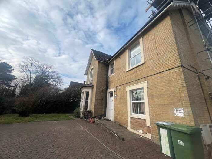 2 Bedroom Flat To Rent In Swift Road, Southampton, Hampshire, SO19