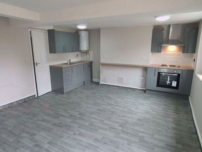 Studio To Rent In Kingsholm Road, Kingsholm, GL1