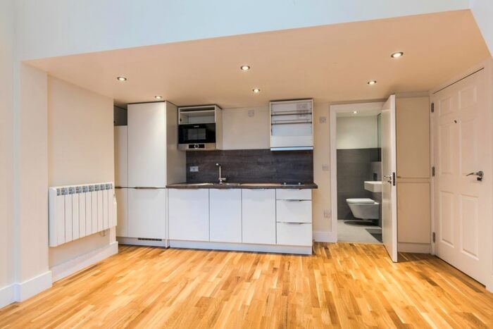 1 Bedroom Flat To Rent In Belmont Road, London, N15