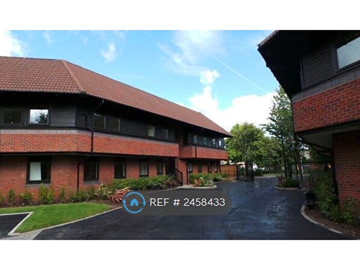 2 Bedroom Flat To Rent In Hamnett Court, Birchwood, Warrington, WA3