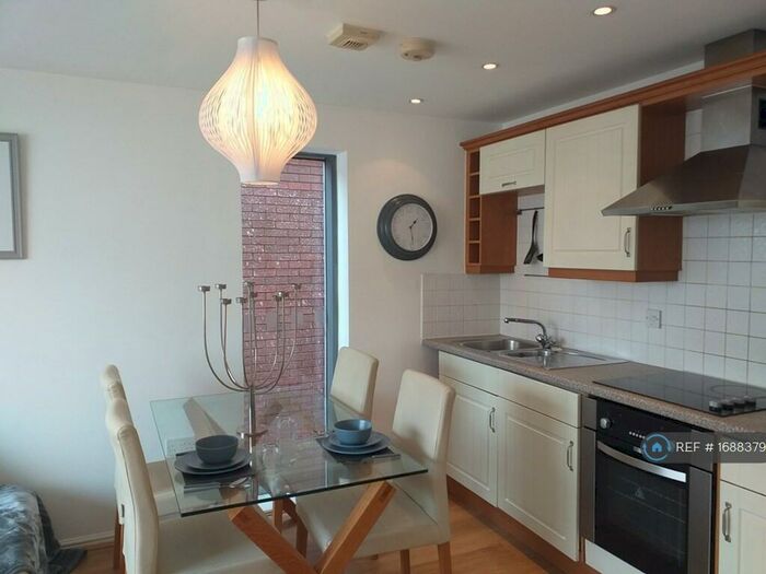 1 Bedroom Flat To Rent In Alexander Court, Chester, CH3