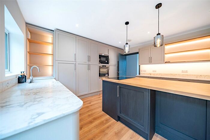 5 Bedroom Detached House For Sale In Warmlake Road, Sutton Valence, Maidstone, ME17