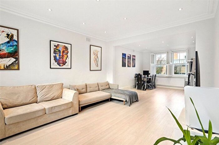 2 Bedroom Flat To Rent In Mornington Avenue, West Kensington, London, W14