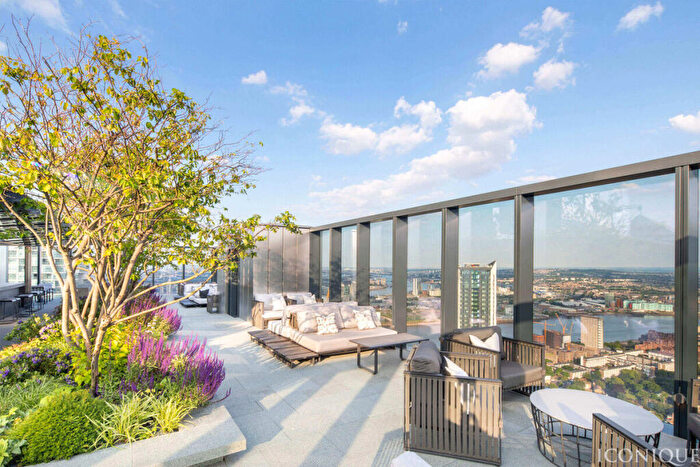 2 Bedroom Apartment For Sale In Marsh Wall, London, E14