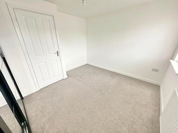 3 Bedroom Town House For Sale In Bream Lane, Rossmore, CH66