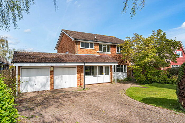 3 Bedroom Detached House For Sale In Gilmais, Bookham, KT23