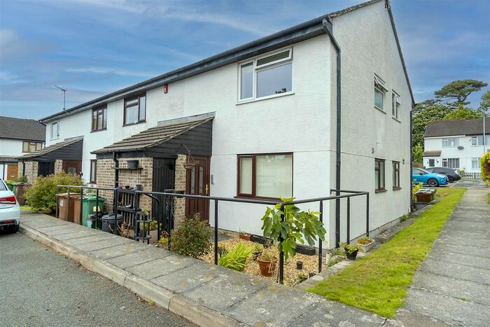 1 Bedroom Flat To Rent In St. Boniface Close, Beacon Park, Plymouth, PL2