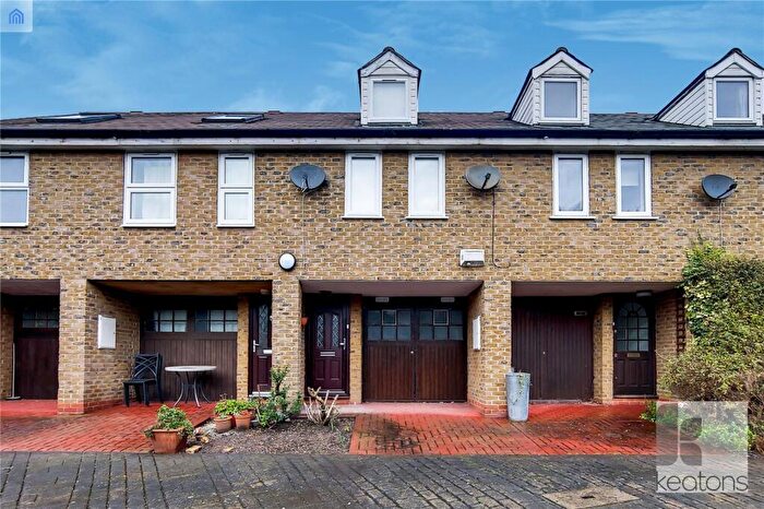 1 Bedroom Terraced House To Rent In Elmgreen Close, Stratford, London, E15