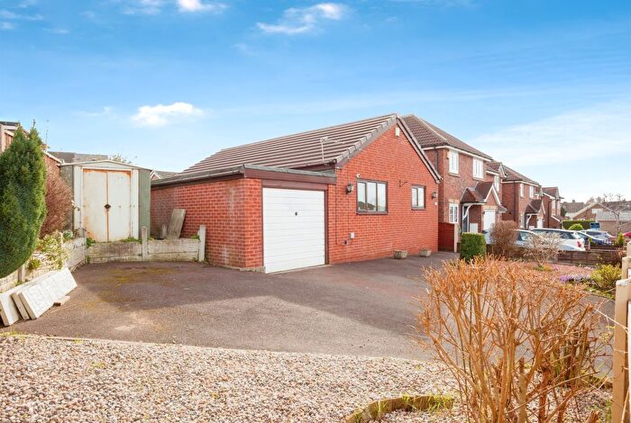 2 Bedroom Detached Bungalow For Sale In Danella Crescent, Wrenthorpe, Wakefield, WF2