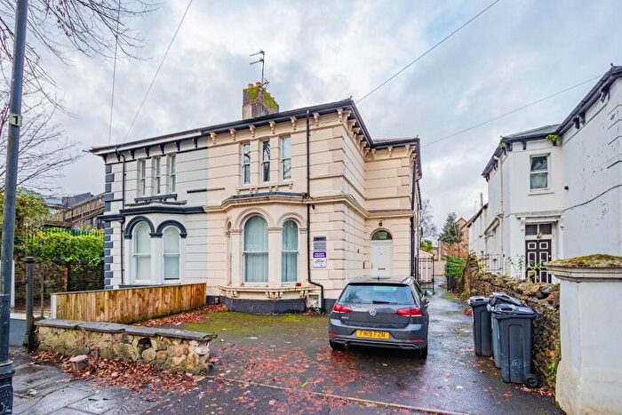 2 Bedroom Private Halls To Rent In The Walk, Roath, CF24