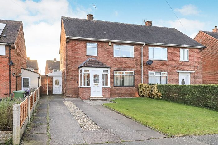 3 Bedroom Semi-Detached House For Sale In Warstones Drive, Penn, Wolverhampton, WV4