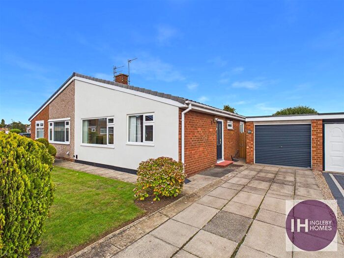 2 Bedroom Semi-Detached Bungalow For Sale In Grisedale Crescent, Egglescliffe, TS16