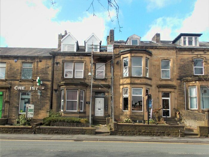 1 Bedroom Flat To Rent In Flat, Skipton Road, BD21