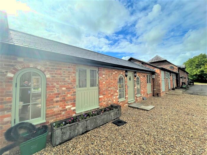 2 Bedroom Cottage To Rent In Brightwalton, Berkshire, RG20