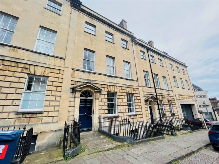 2 Bedroom Flat To Rent In Berkeley Square, Clifton, Bristol, BS8