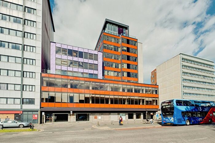 1 Bedroom Flat For Sale In Christchurch Road, Bournemouth, Dorset, BH1