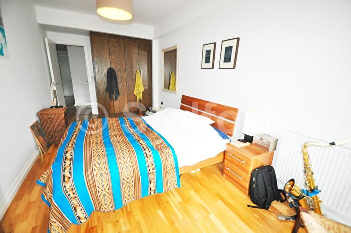 1 Bedroom Flat To Rent In Holloway Road, London, N7