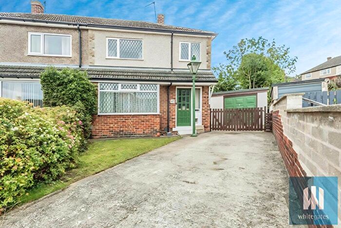 3 Bedroom Semi-Detached House For Sale In Ochrewell Avenue, Bradley, Huddersfield, West Yorkshire, HD2