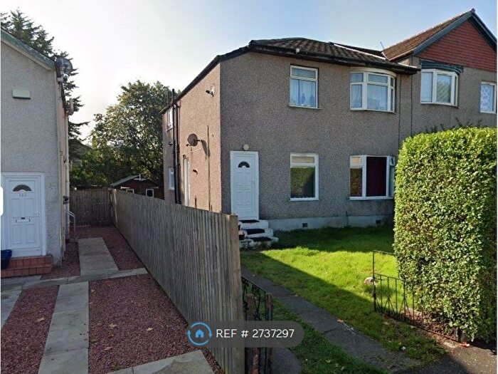 3 Bedroom Flat To Rent In Croftside Avenue, Glasgow, G44