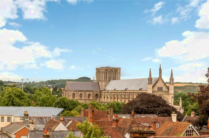 2 Bedroom Apartment To Rent In St. Clement Street, Winchester, Hampshire, SO23