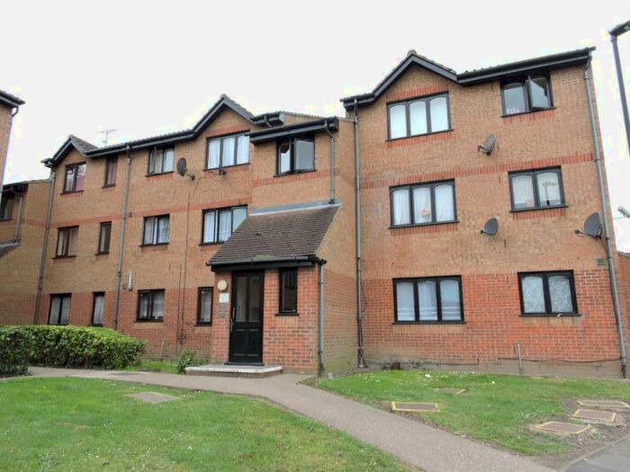 1 Bedroom Flat To Rent In Larman Road, EN3