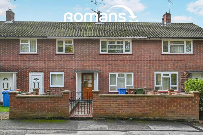 3 Bedroom Terraced House To Rent In Windmill Road, Bracknell, RG42