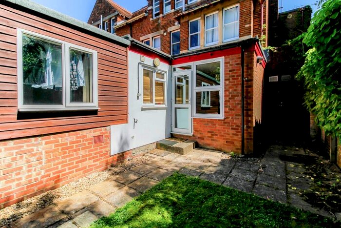 1 Bedroom Flat To Rent In Iffley Road, Oxford, OX4