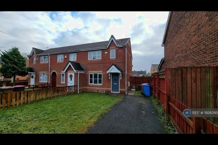 3 Bedroom End Of Terrace House To Rent In Wildbrook Road, Little Hulton, Manchester, M38