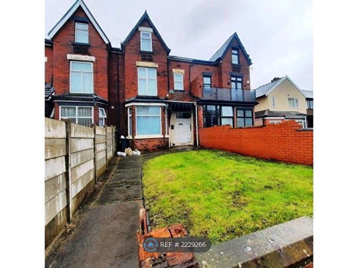 Studio To Rent In Bromwich Street, Bolton, BL2