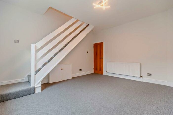 2 Bedroom End Of Terrace House To Rent In Craven Street, Harrogate, North Yorkshire, HG1
