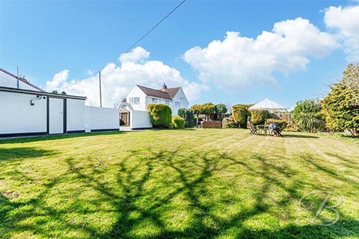 4 Bedroom Semi-Detached House For Sale In Oxcroft Lane, Oxcroft, Chesterfield, S44