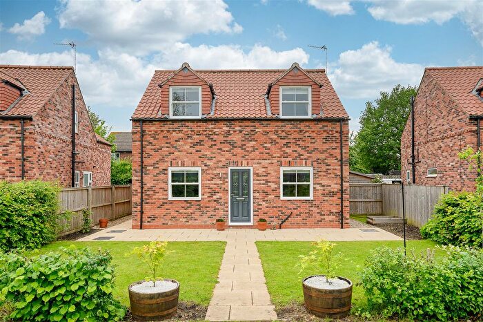 3 Bedroom Detached House For Sale In Broadway, Fulford, York, YO10