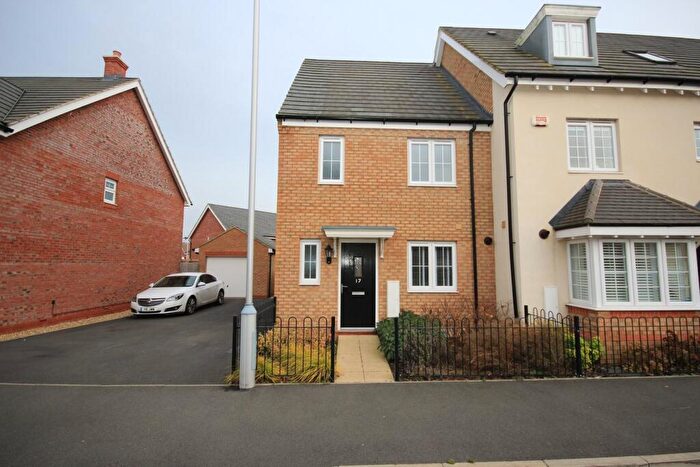 3 Bedroom End Of Terrace House To Rent In Shackleton Gardens, Flitwick, Bedford, MK45