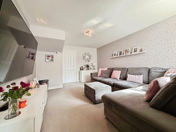 3 Bedroom Semi-Detached House For Sale In Dutimoors Drive, Lawley, Telford, TF4