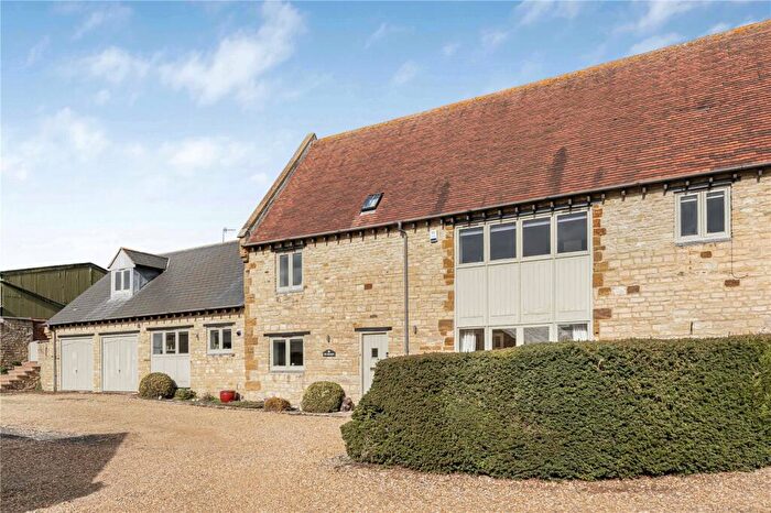 4 Bedroom Semi-Detached House For Sale In Grange Court, Horton, Northamptonshire, NN7