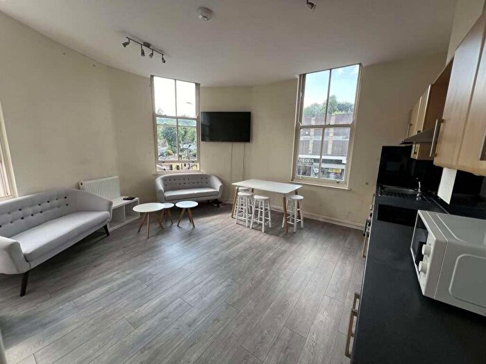 5 Bedroom Flat To Rent In Flat, Glossop Road, Broomhill, S10