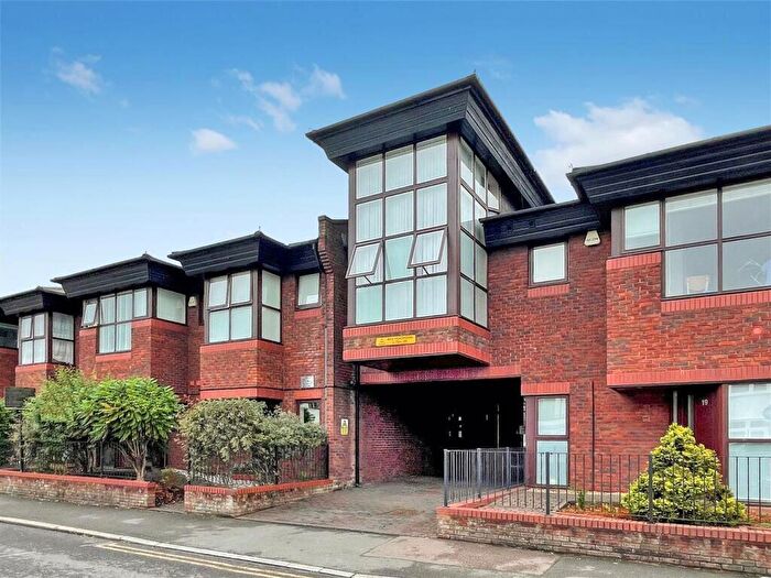 1 Bedroom Apartment For Sale In C Southlands Road, Bromley, BR2