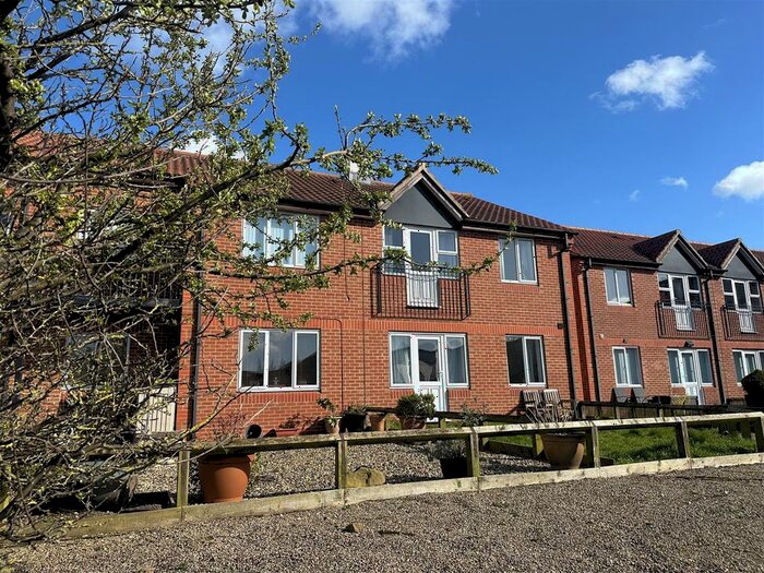 2 Bedroom Flat For Sale In Alverton Drive, Darlington, DL3