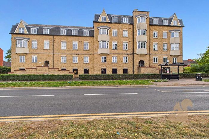 2 Bedroom Flat For Sale In Circular Road South, Colchester, CO2