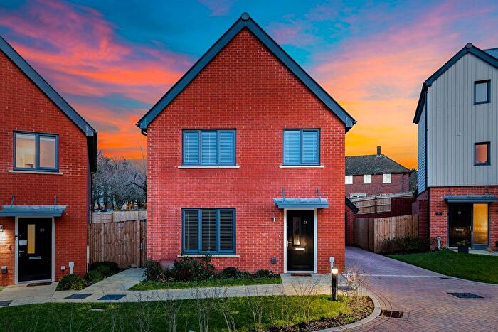 4 Bedroom Detached House For Sale In Neptune Drive, Folkestone, CT20